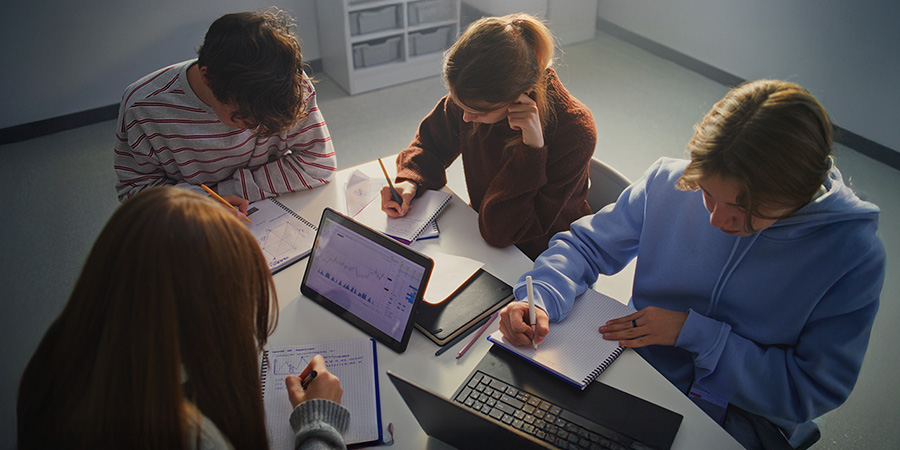 Por que metodologias colaborativas aumentam o engajamento acadêmico?