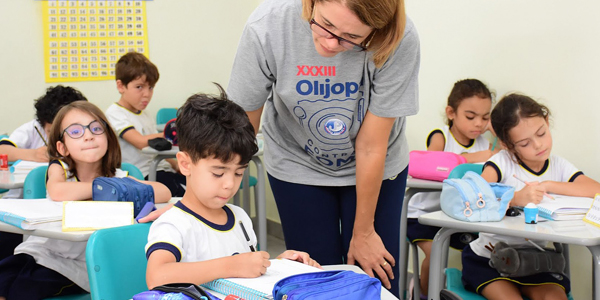 No Colégio João Paulo I os estudantes são acolhidos durante a alfabetização durante a vivência dos alunos novos. 