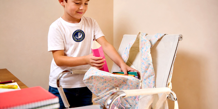 Organização do material escolar melhora a rotina de estudos