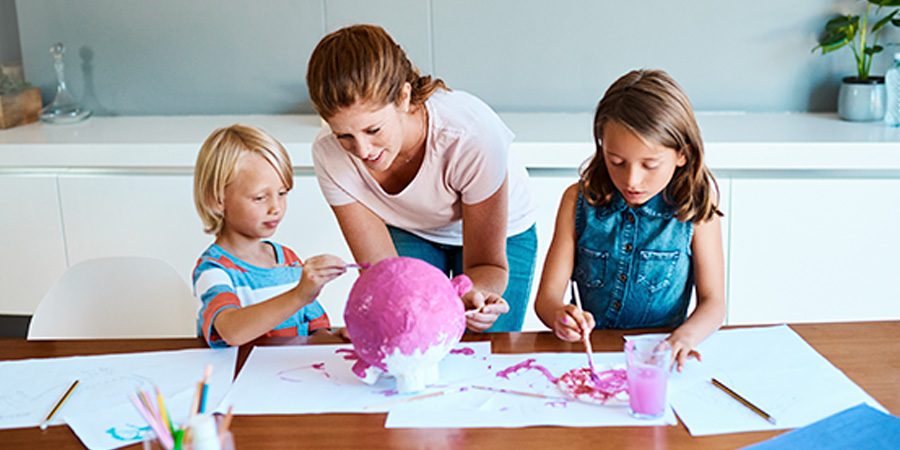 Como desenvolver a criatividade infantil com práticas cotidianas